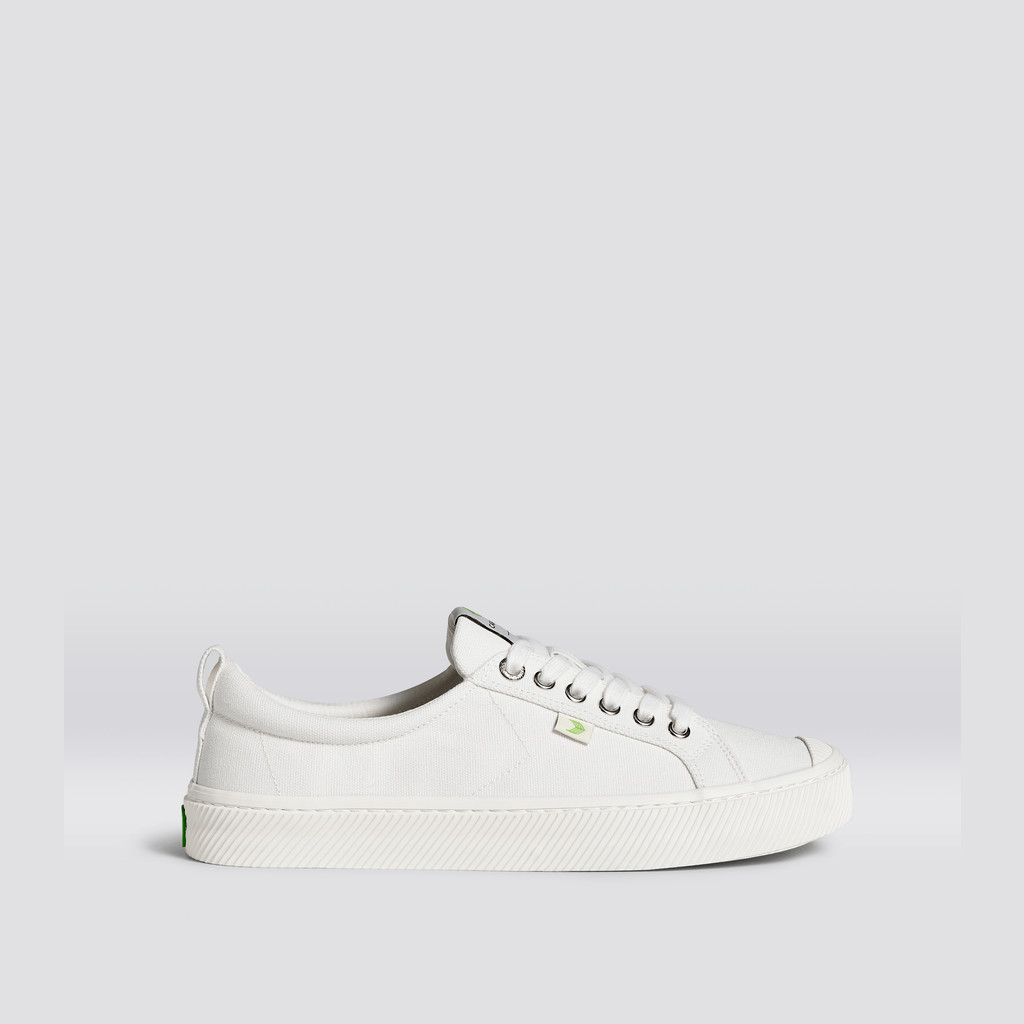 Cariuma Low Top Canvas Vegan OCA LOW Damen Off-White | RIV812930